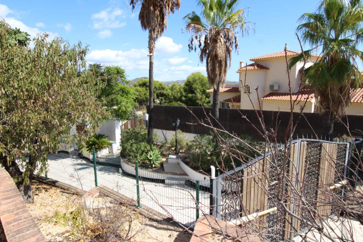 4 makuuhuone Huvila myytävänä paikassa Calpe / Calp - 1 100 000 € (Ref: 9907230)