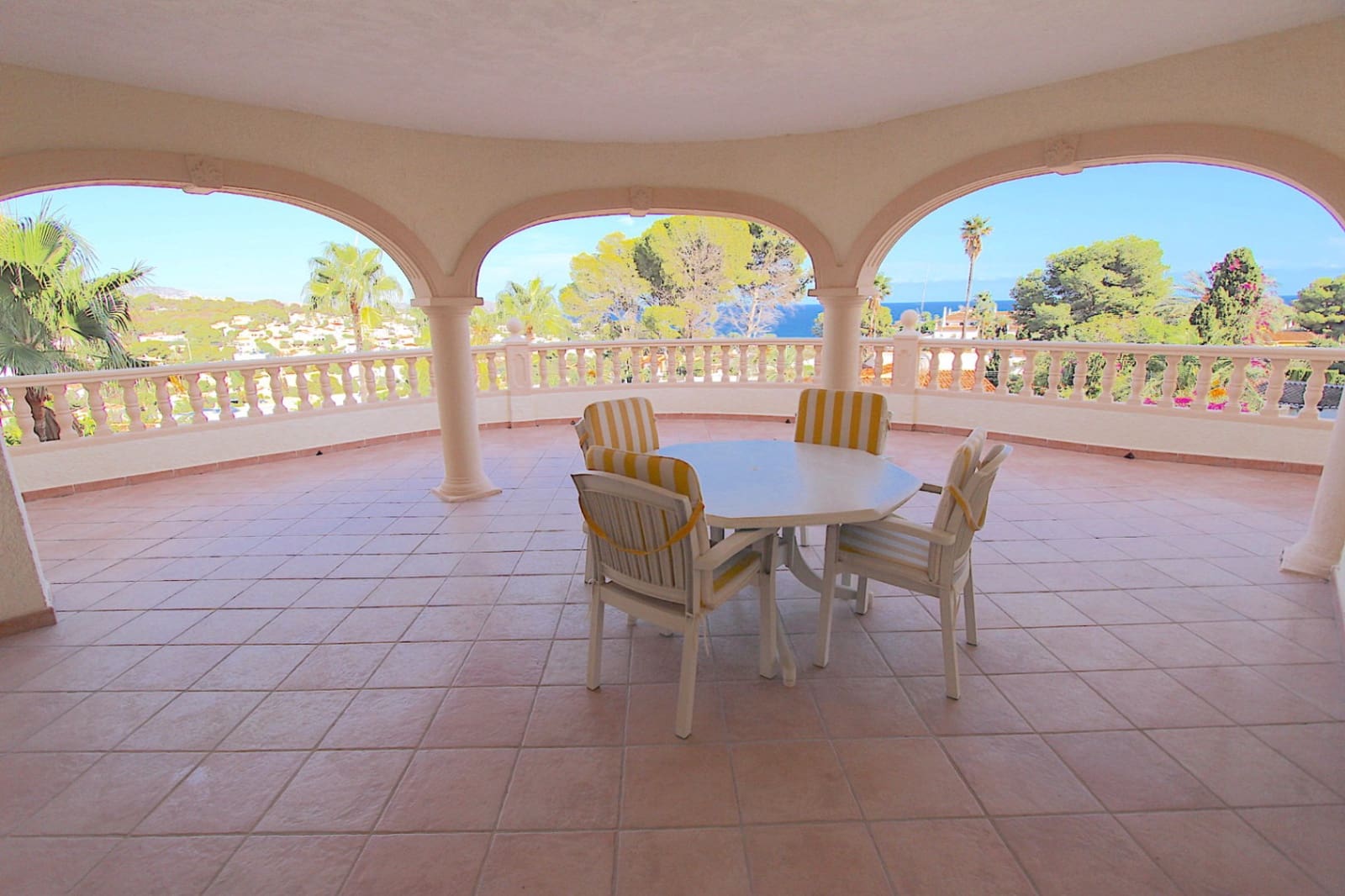 4 sovrum Villa till salu i Benissa - 1 100 000 € (Ref: 9907233)