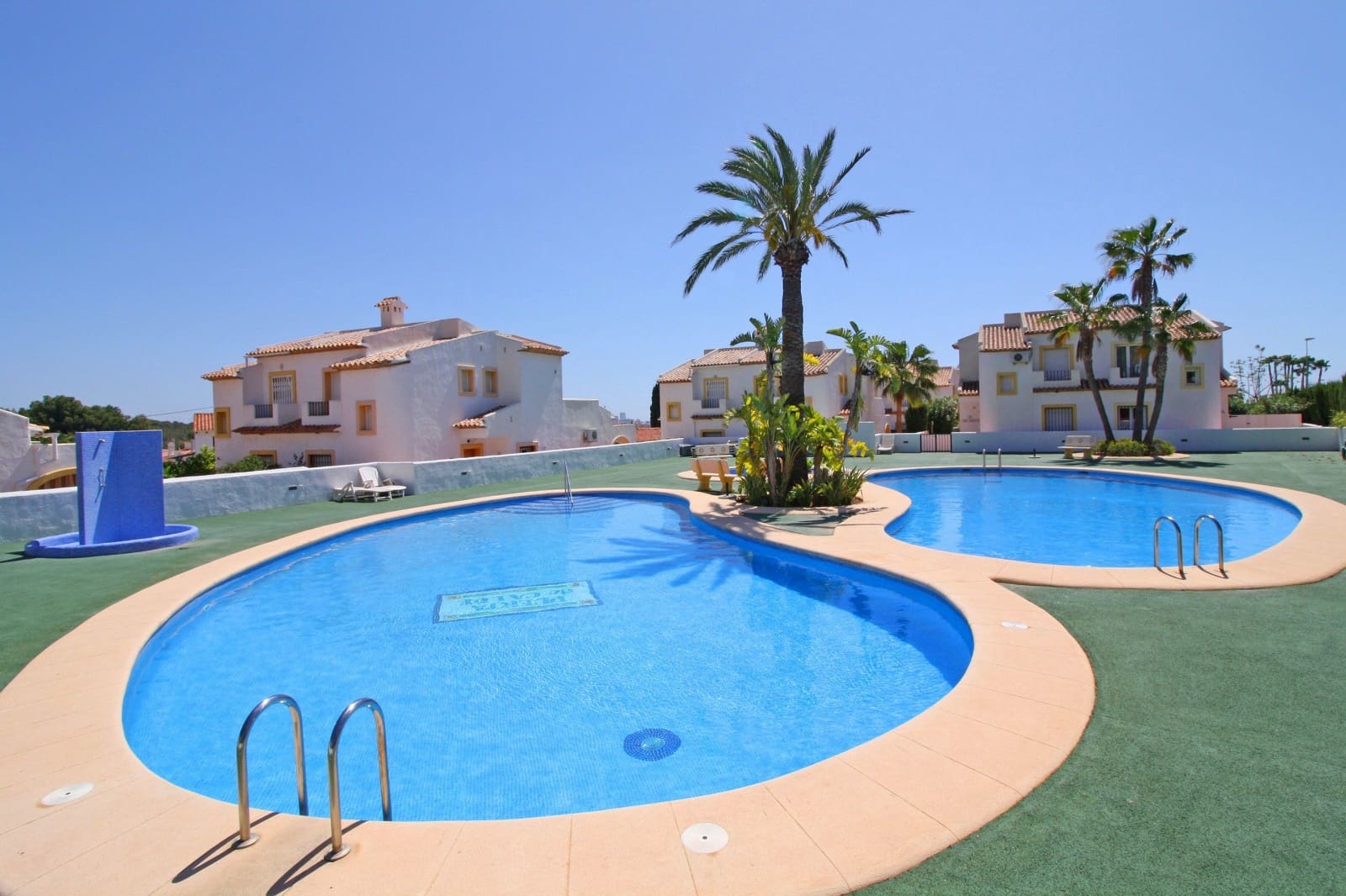 3 Zimmer Bungalow zu verkaufen in Calpe / Calp mit Pool Garage - 395.000 € (Ref: 9907243)