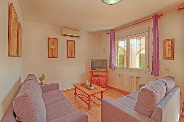 3 Zimmer Bungalow zu verkaufen in Pueblo, Calpe / Calp mit Pool Garage - 395.000 € (Ref: 9907243)