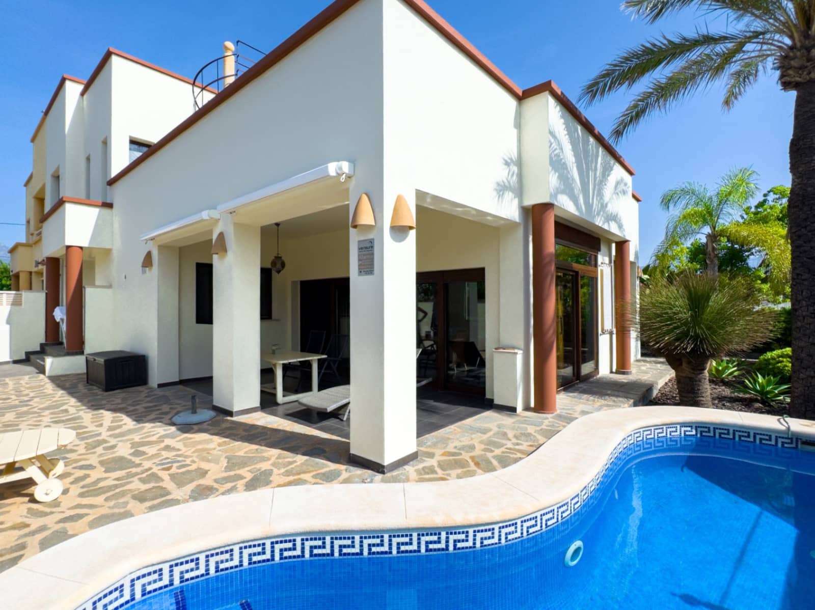 4 soveværelse Villa til salg i Albir med swimmingpool garage - € 925.000 (Ref: 9911877)