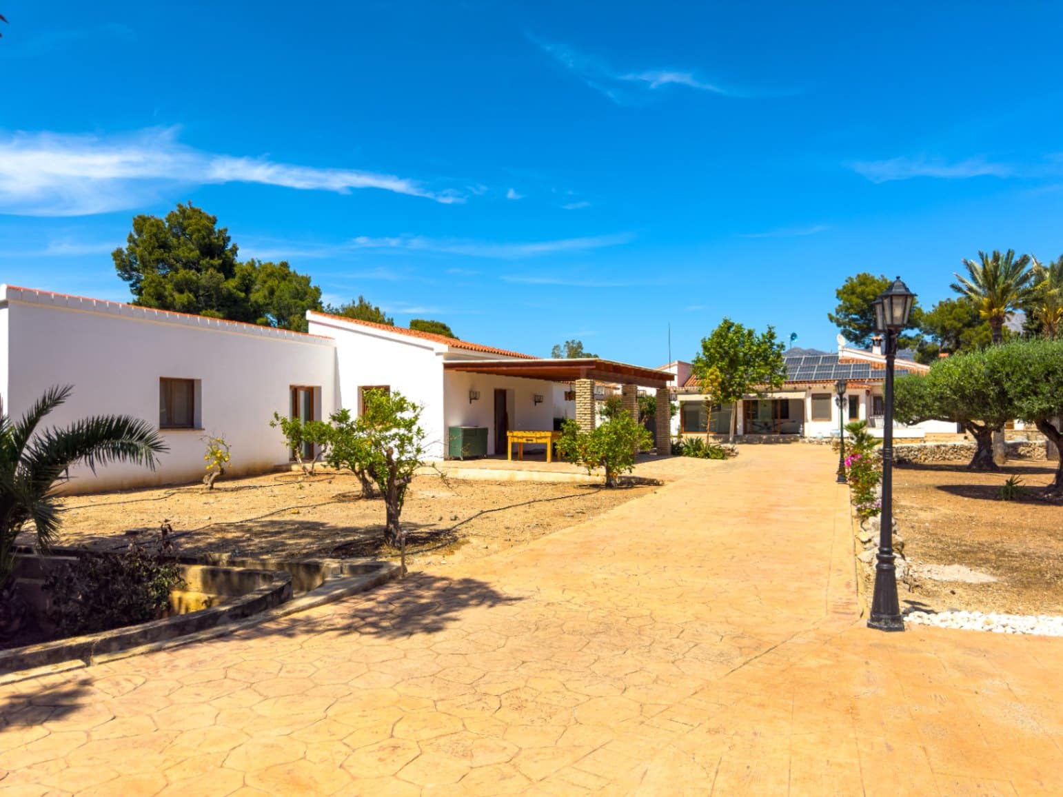 5 soveværelse Villa til salg i Alfaz del Pi / L'Alfas del Pi med swimmingpool garage - € 1.495.000 (Ref: 9911881)