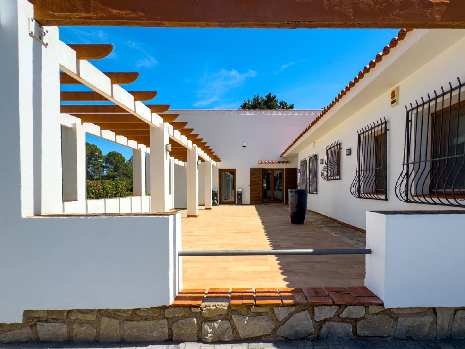 5 soveværelse Villa til salg i Alfaz del Pi / L'Alfas del Pi med swimmingpool garage - € 1.495.000 (Ref: 9911881)