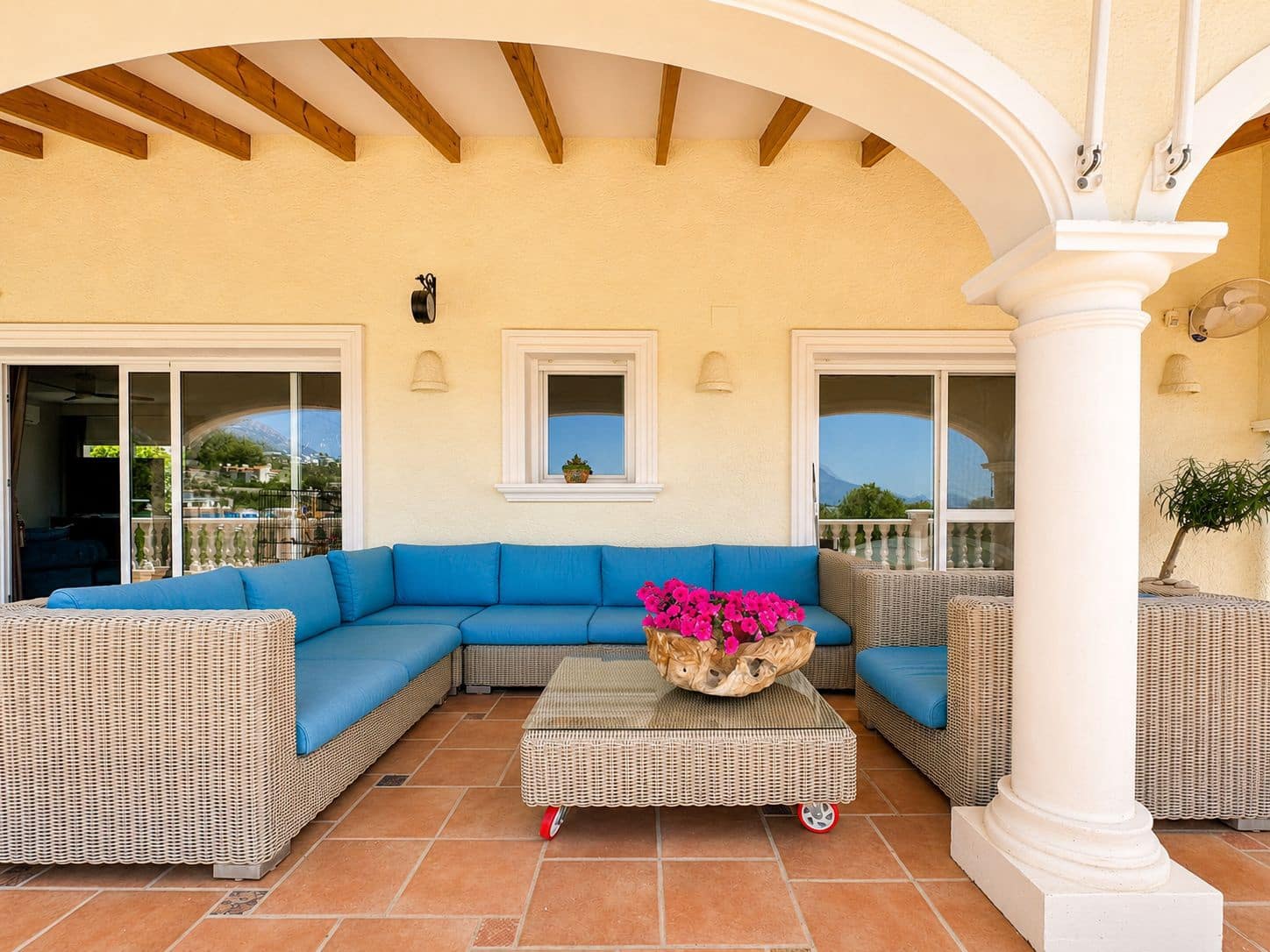 5 Zimmer Villa zu verkaufen in Altea mit Pool Garage - 949.000 € (Ref: 9911882)