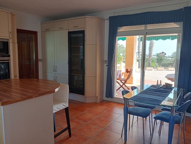 8 slaapkamer Villa te koop in Pueblo - Urbanizaciones, Alfaz del Pi / L'Alfàs del Pi met zwembad - € 1.750.000 (Ref: 9928396)