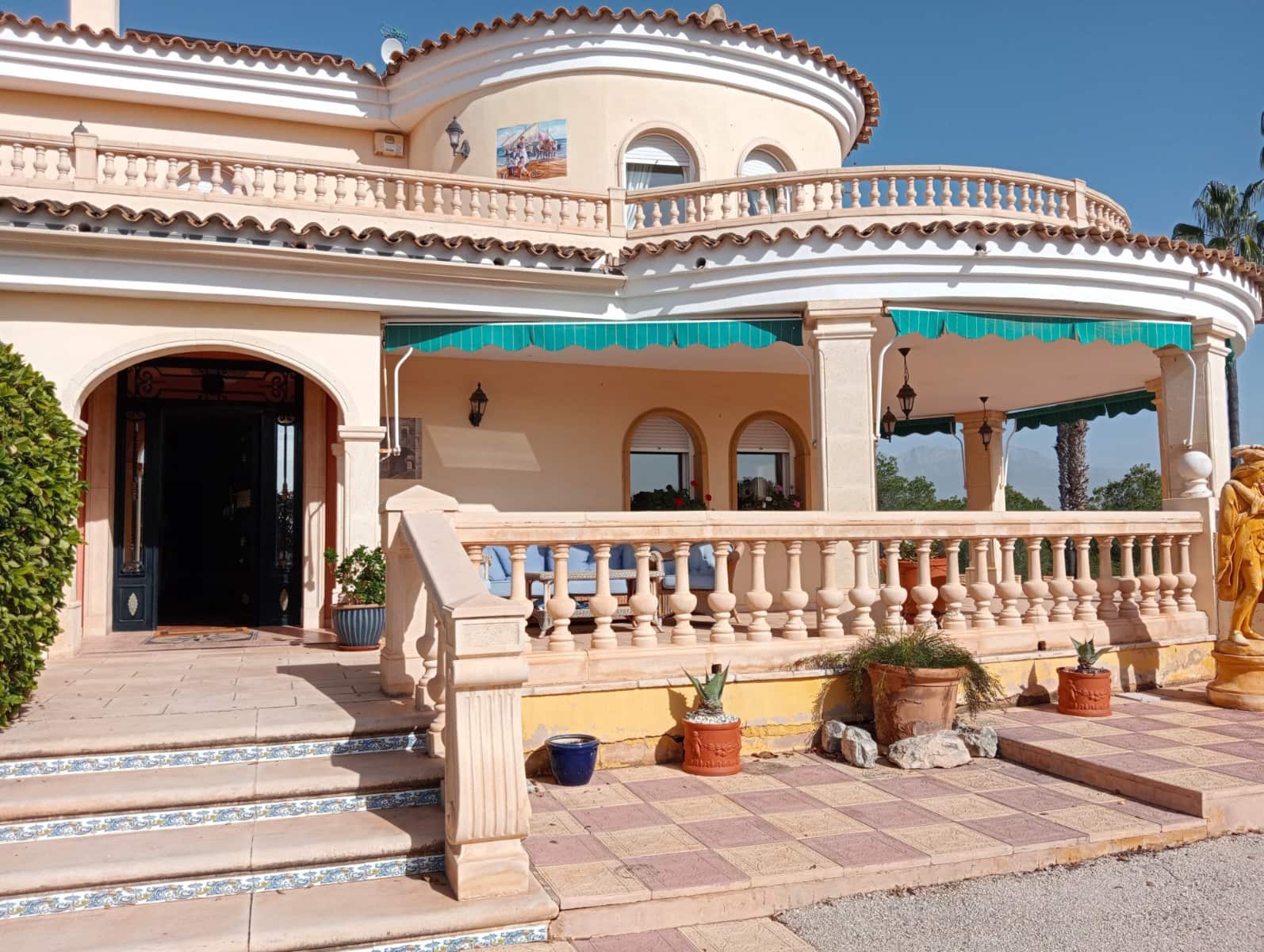 8 slaapkamer Villa te koop in Alfaz del Pi / L'Alfas del Pi met zwembad - € 1.750.000 (Ref: 9928396)