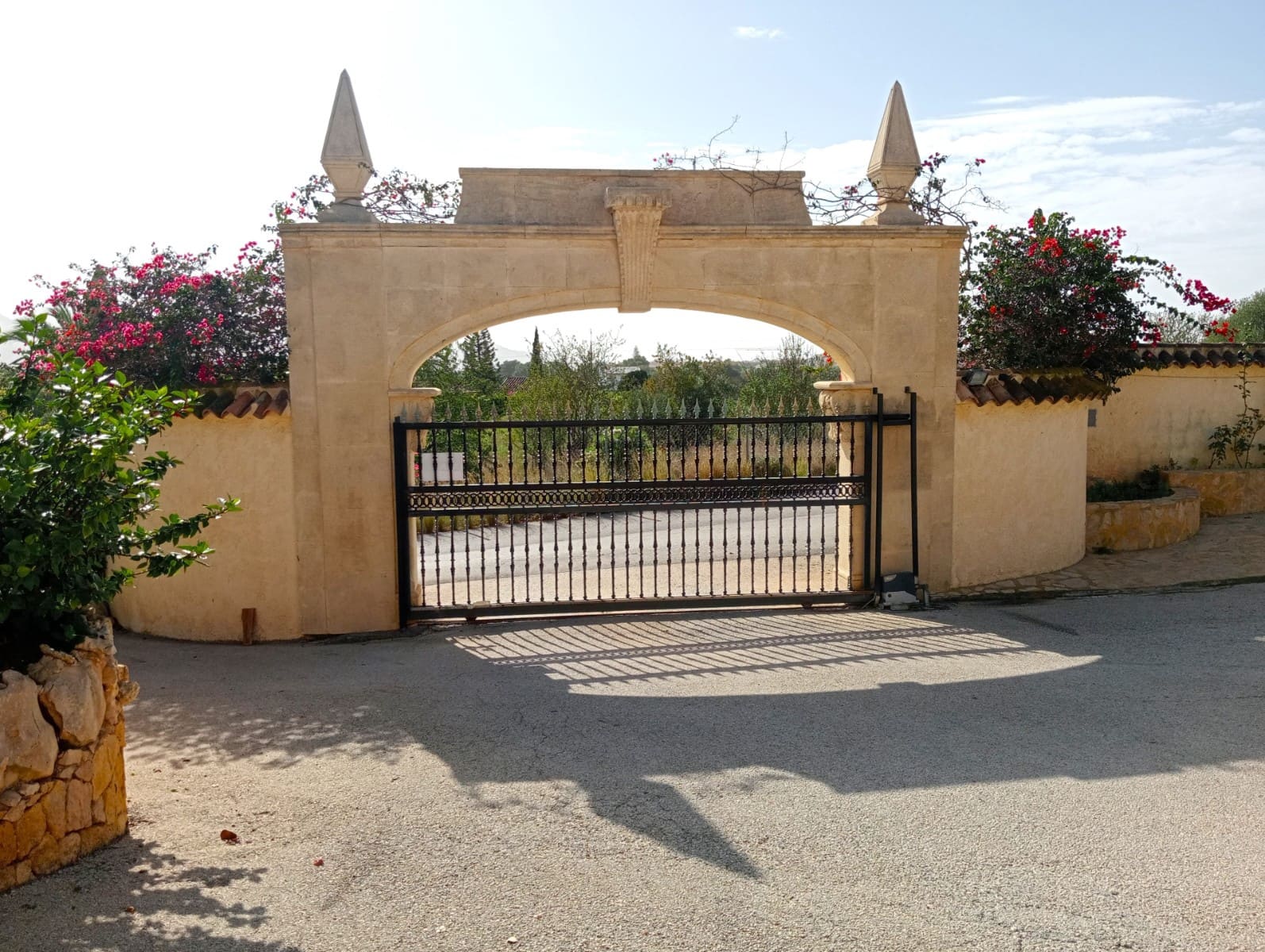 8 slaapkamer Villa te koop in Alfaz del Pi / L'Alfas del Pi met zwembad - € 1.750.000 (Ref: 9928396)