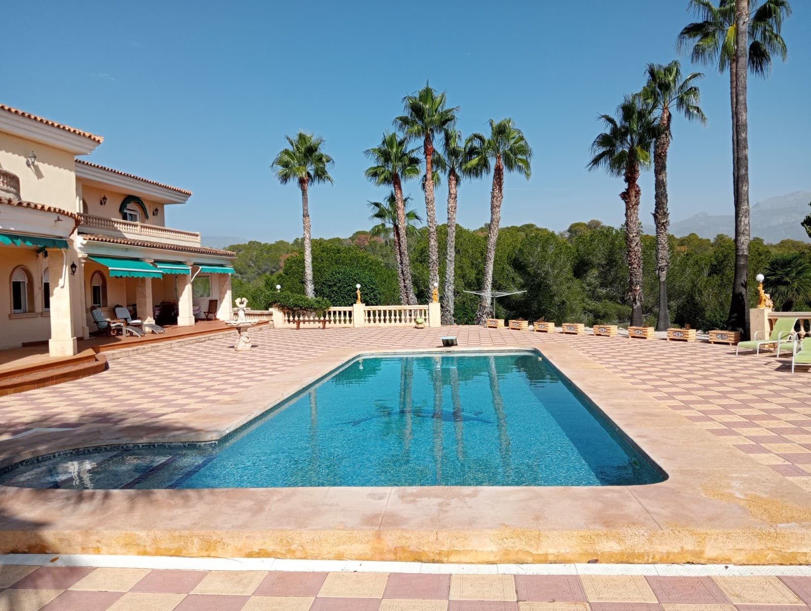 8 slaapkamer Villa te koop in Alfaz del Pi / L'Alfas del Pi met zwembad - € 1.750.000 (Ref: 9928396)