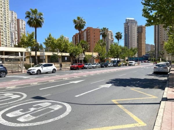 Erhverv til salg i Levante Alto, Benidorm - € 1.120.000 (Ref: 9928397)