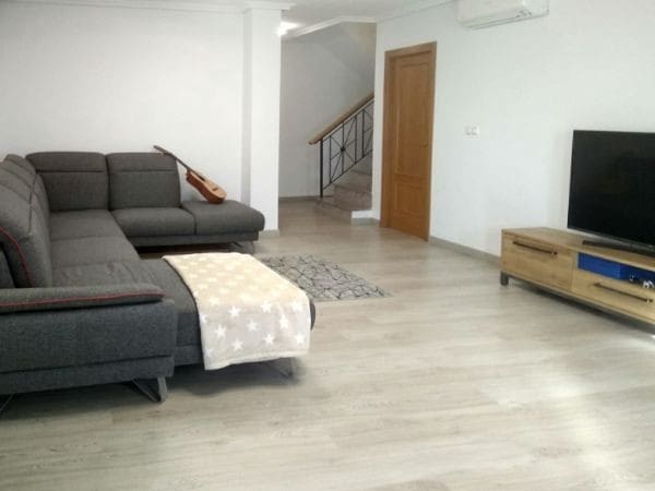 7 soverom Villa til salgs i Finestrat med svømmebasseng - € 599 000 (Ref: 9928398)