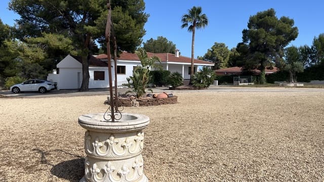 4 soverom Villa til salgs i Coloma  , La Nucia med svømmebasseng - € 950 000 (Ref: 9928401)