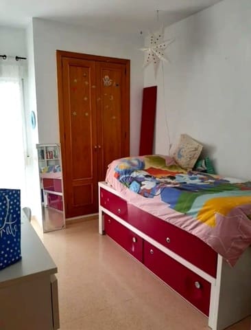 3 soveværelse Lejlighed til salg i Levante Alto, Benidorm med swimmingpool - € 339.000 (Ref: 9928409)