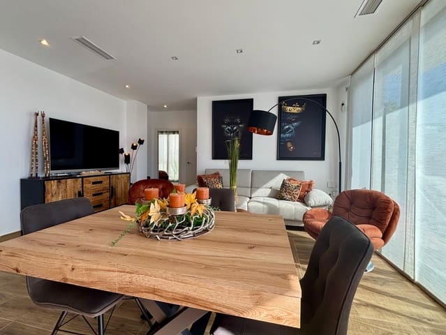 Chalet de 5 habitaciones en Polop en venta con piscina - 680.000 € (Ref: 9928411)