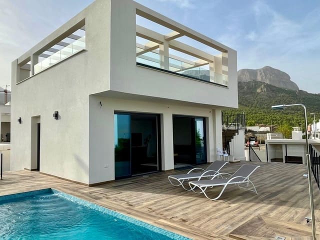 Chalet de 5 habitaciones en Polop en venta con piscina - 680.000 € (Ref: 9928411)