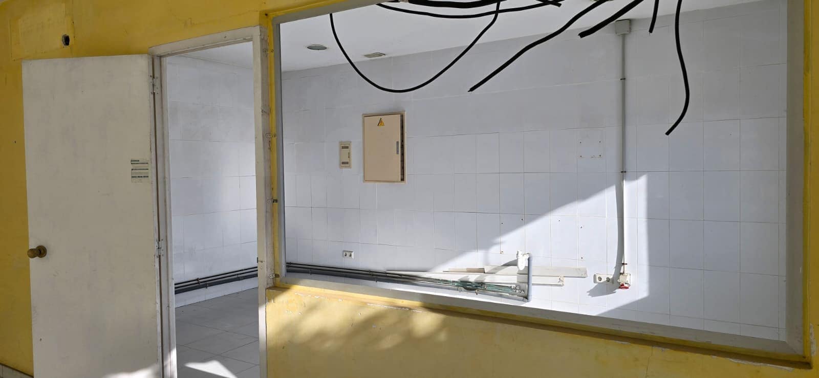 1 bedroom Commercial for sale in Alfaz del Pi / L'Alfas del Pi - € 131,000 (Ref: 9928412)