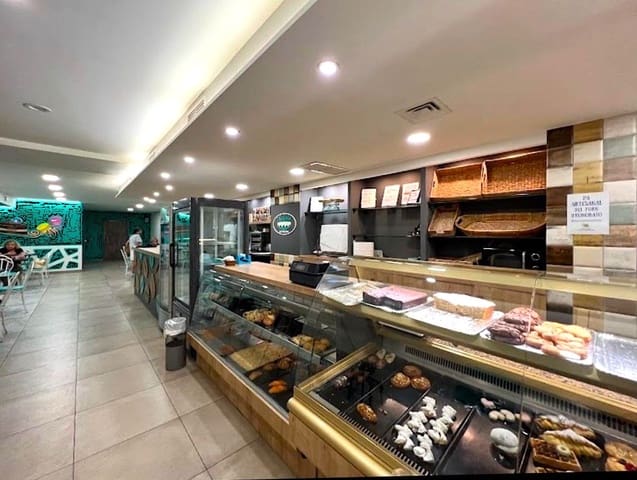 Commerciale in vendita in Centro Urbano, La Villajoyosa / Vila Joiosa - 299.000 € (Rif: 9928413)