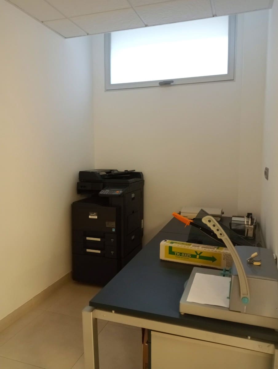 5 quarto Comercial para venda em La Nucia - 250 000 € (Ref: 9928416)