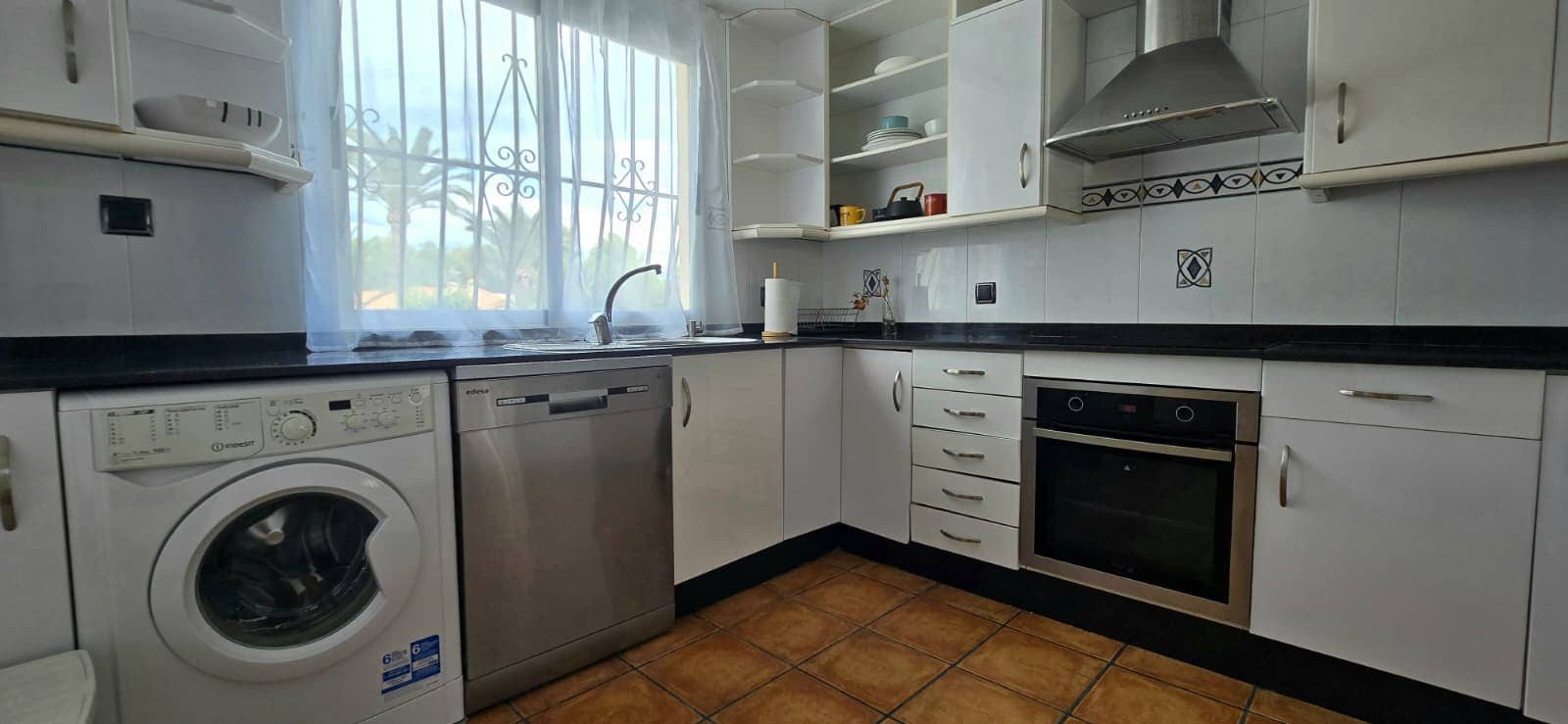 7 soveværelse Villa til salg i La Nucia med swimmingpool - € 780.000 (Ref: 9928417)