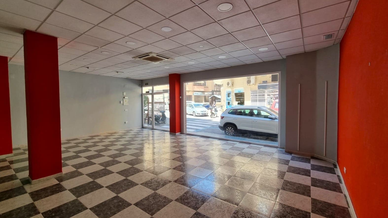 Commerciale in vendita in La Villajoyosa / Vila Joiosa - 162.000 € (Rif: 9928422)