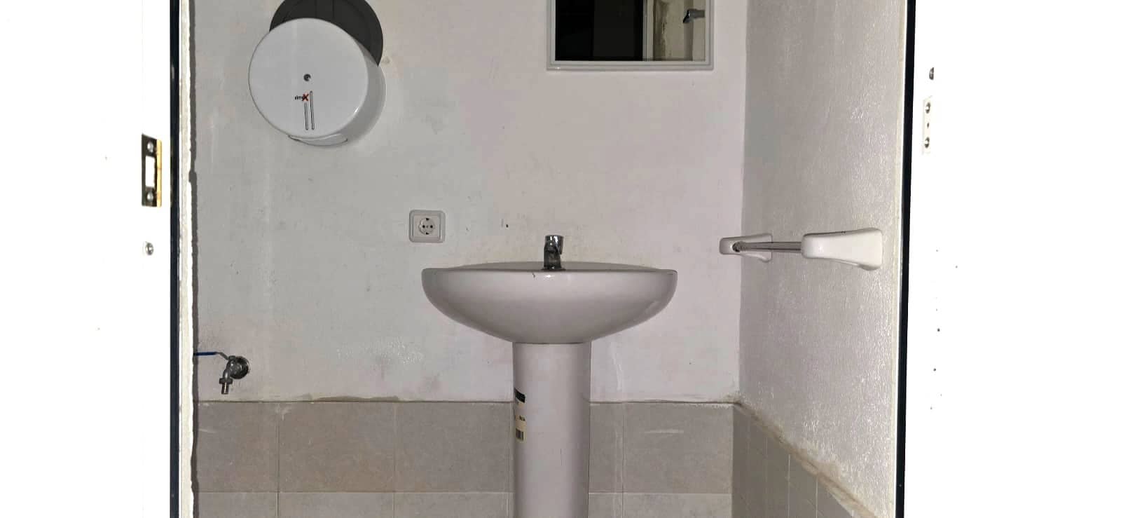 Comercial para venda em La Nucia - 138 000 € (Ref: 9928423)