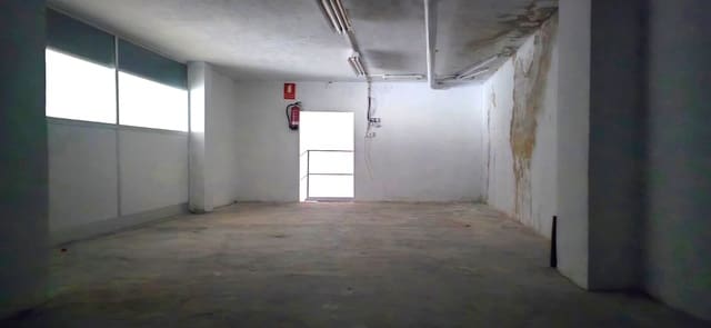 Erhverv til salg i La Nucia Pueblo  , La Nucia - € 138.000 (Ref: 9928423)
