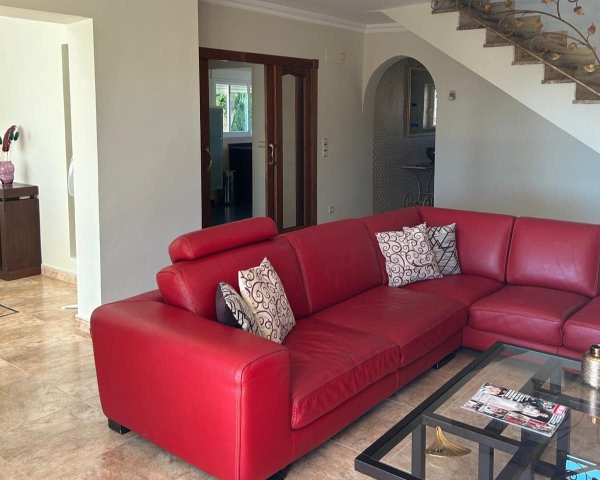 5 bedroom Villa for sale in Benidorm with pool - € 895,000 (Ref: 9928426)