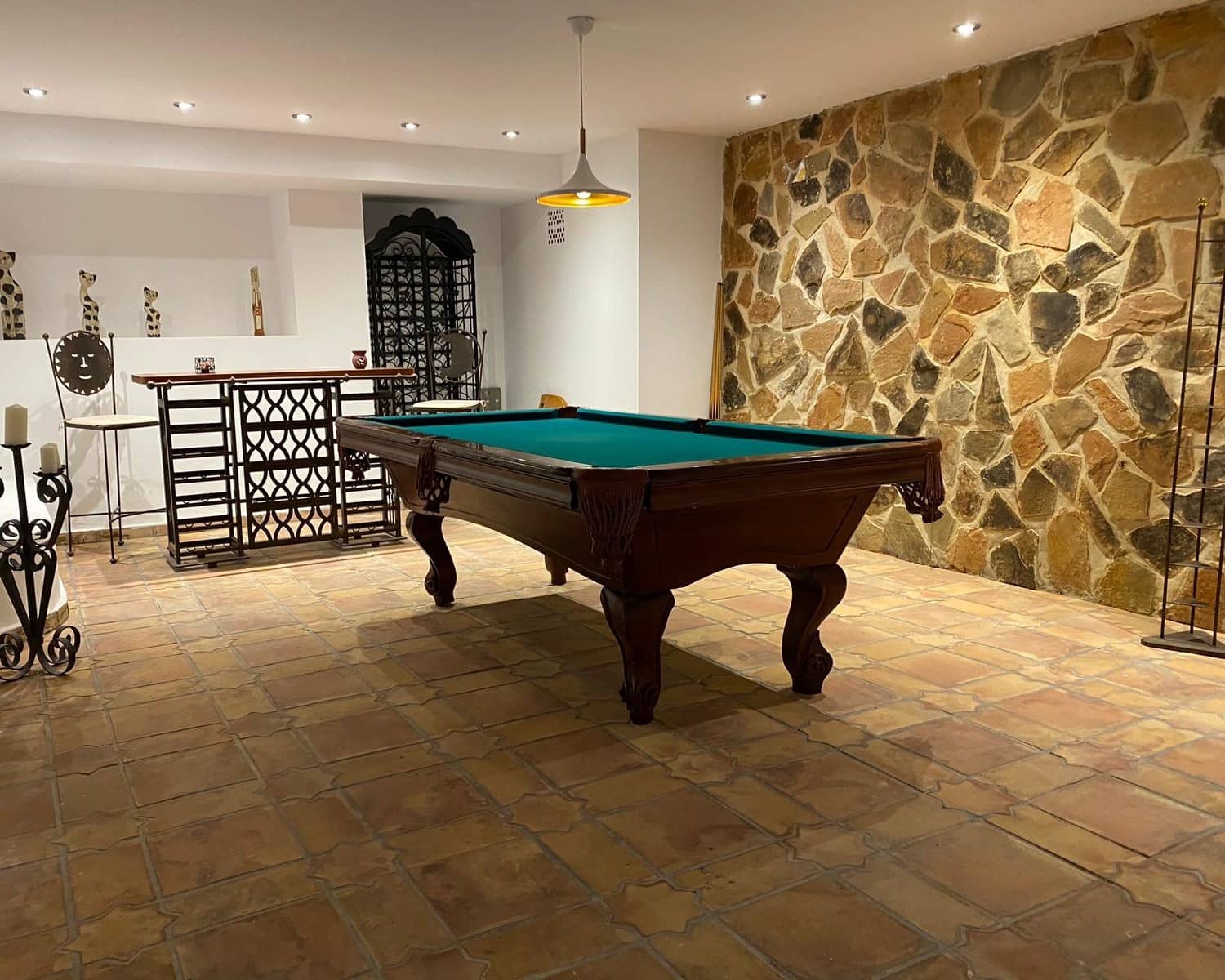 5 bedroom Villa for sale in Benidorm with pool - € 895,000 (Ref: 9928426)