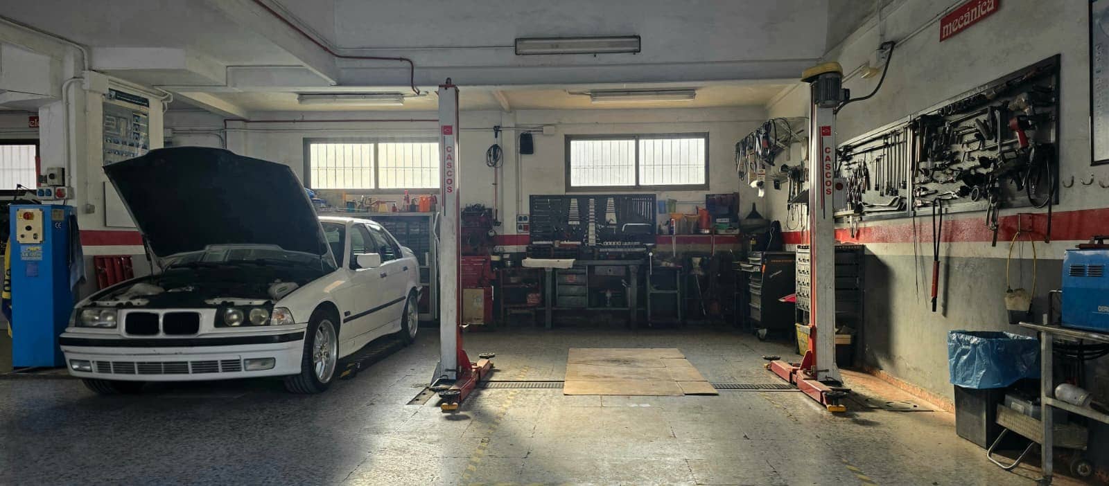 Local Comercial en Benidorm en venta - 230.000 € (Ref: 9928430)