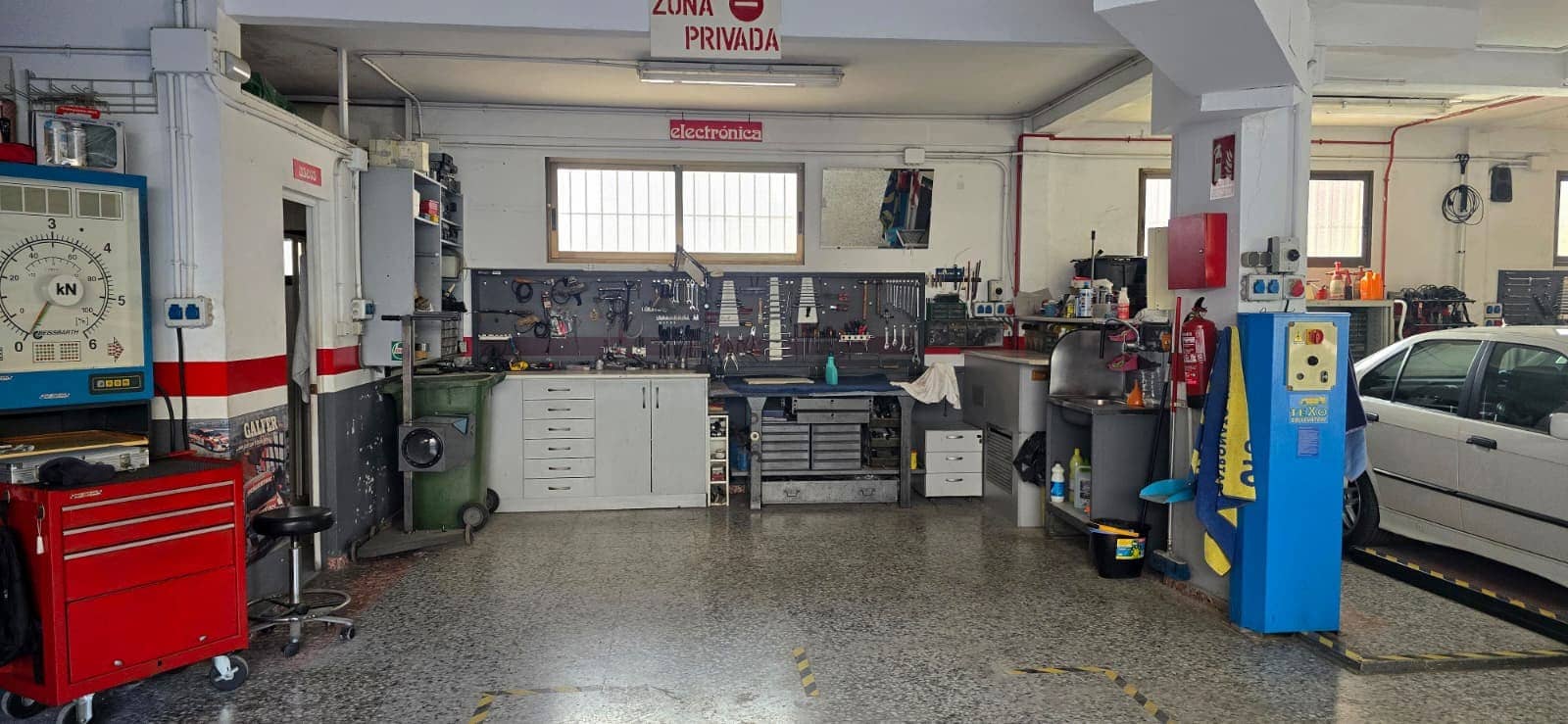 Local Comercial en Benidorm en venta - 230.000 € (Ref: 9928430)