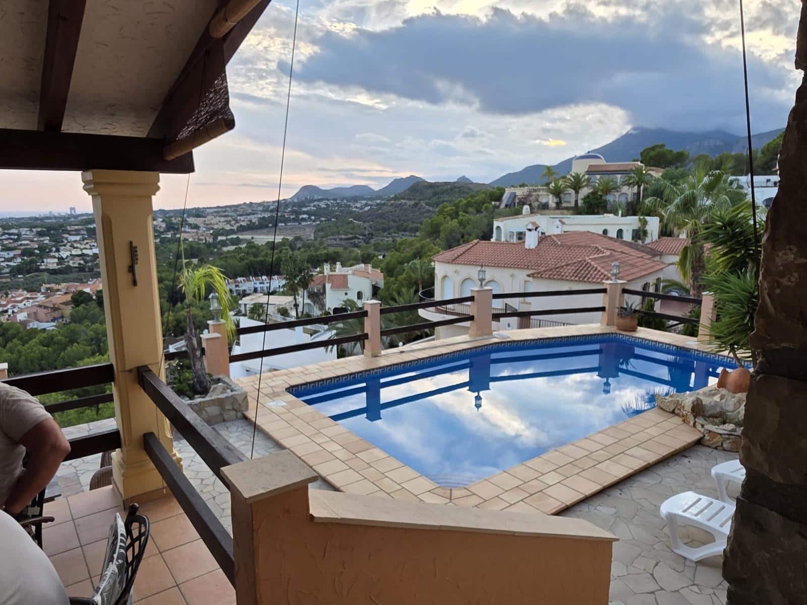 3 slaapkamer Villa te koop in Alfaz del Pi / L'Alfas del Pi met zwembad - € 1.300.000 (Ref: 9928435)