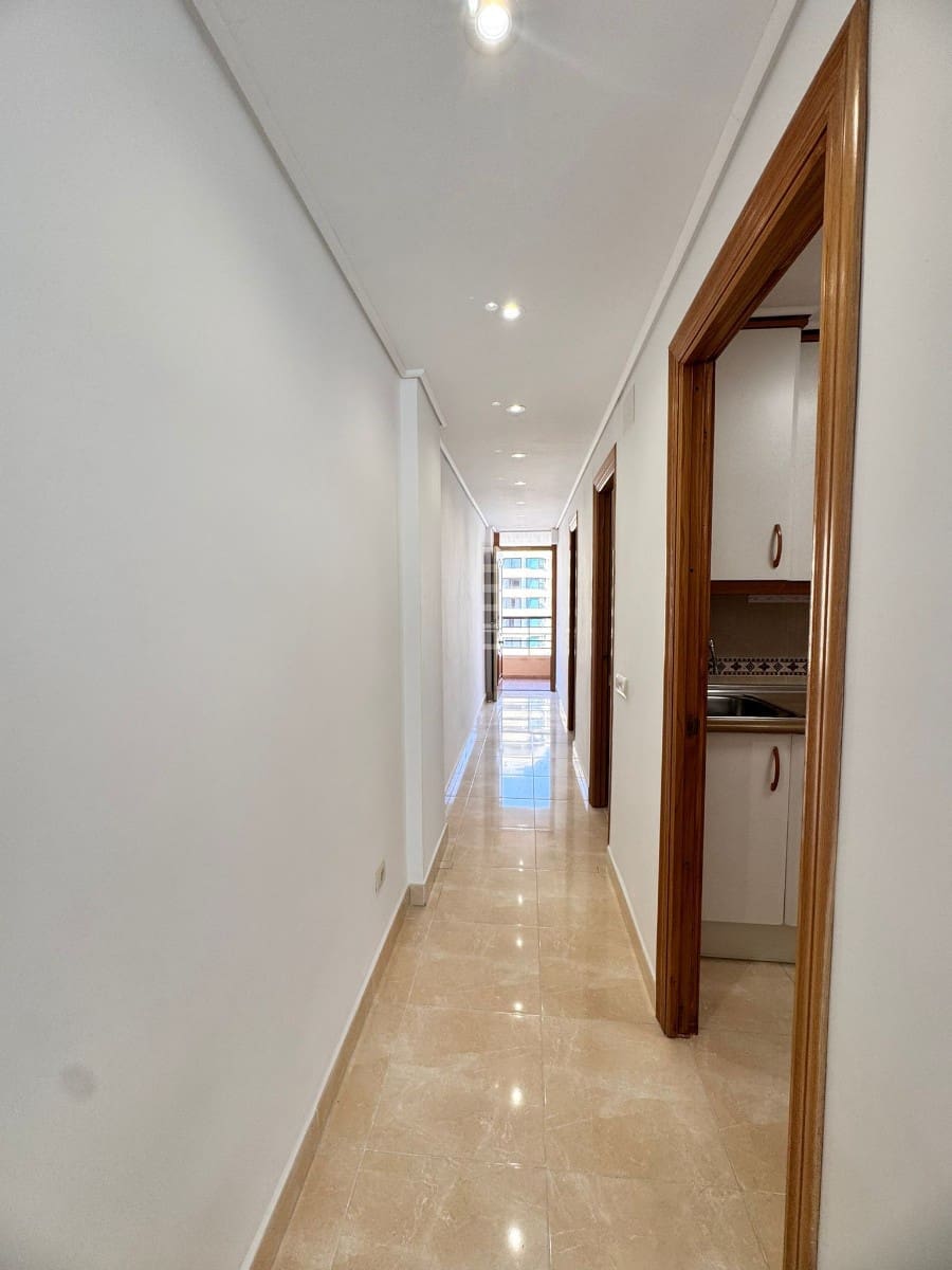 1 camera da letto Appartamento in vendita in Benidorm con piscina - 235.000 € (Rif: 9928436)