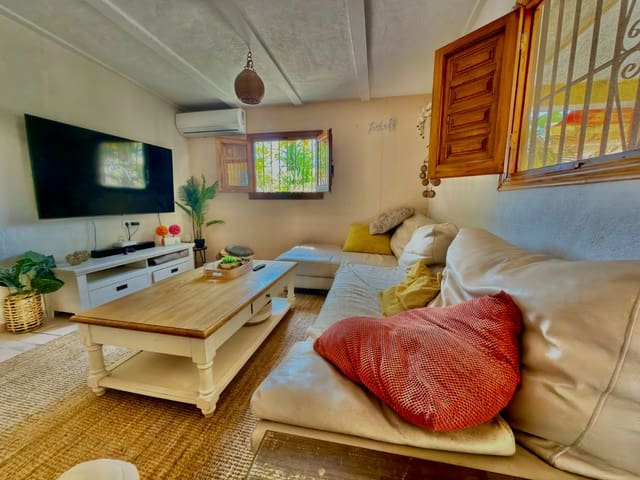 4 soveværelse Villa til salg i Albir, Alfaz del Pi / L'Alfàs del Pi med swimmingpool - € 649.000 (Ref: 9928442)