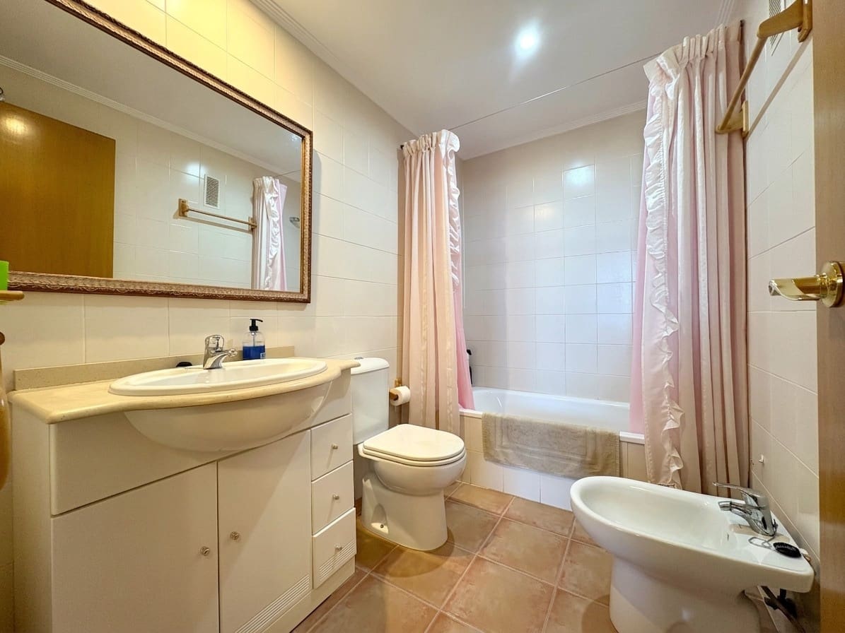 2 bedroom Apartment for sale in Denia with pool - € 367,000 (Ref: 9939224)