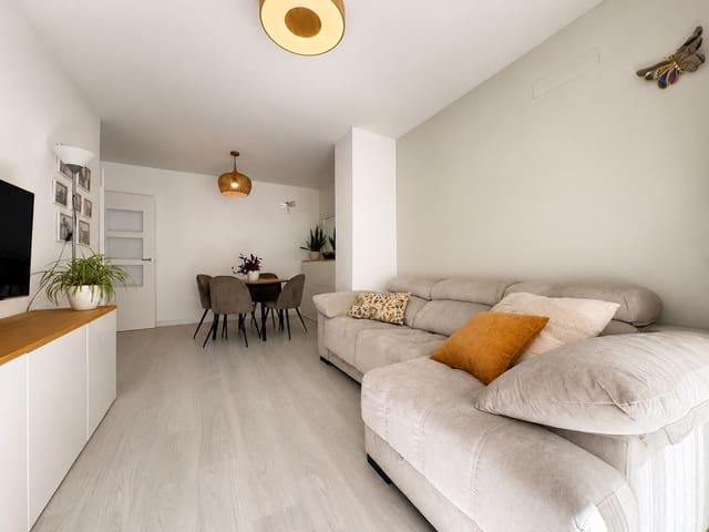 3 sovrum Lägenhet till salu i Centro Urbano, Dénia med pool - 367 000 € (Ref: 9939225)