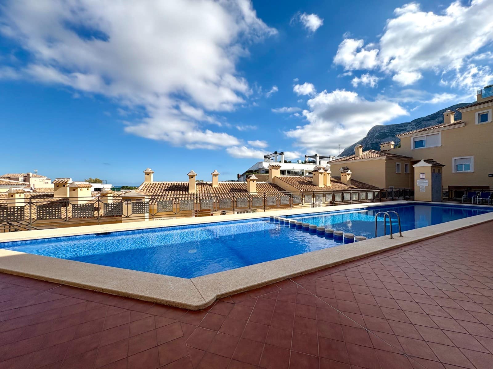 2 chambre Penthouse à vendre à Denia avec piscine - 295 000 € (Ref: 9939227)