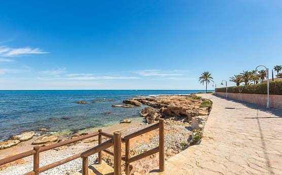 2 makuuhuone Huoneisto myytävänä paikassa Denia mukana uima-altaan - 277 000 € (Ref: 9939233)