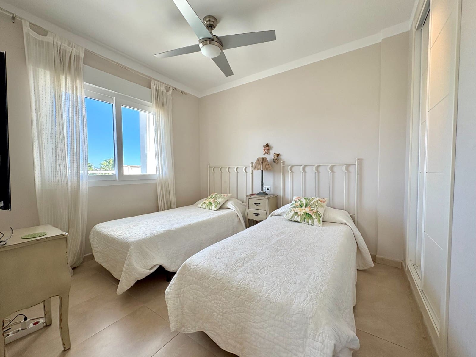 3 slaapkamer Penthouse te koop in Denia met zwembad - € 498.000 (Ref: 9943818)