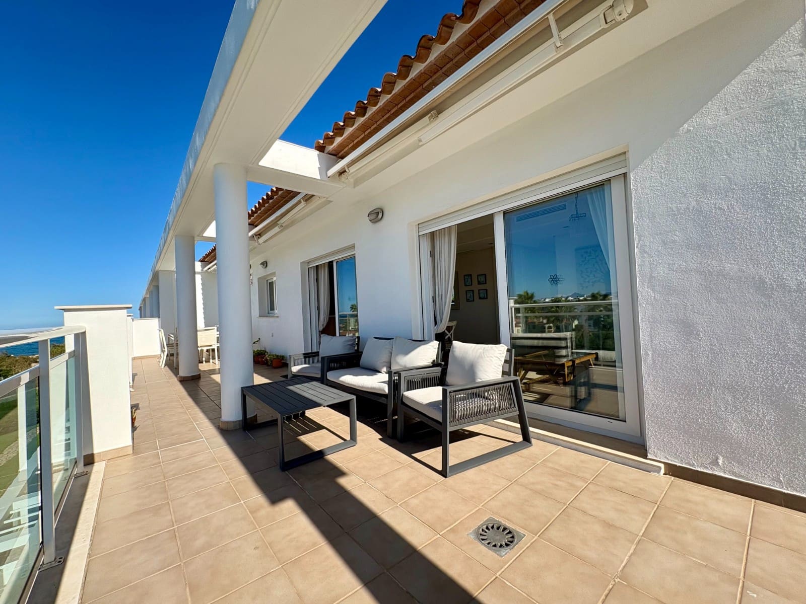 3 slaapkamer Penthouse te koop in Denia met zwembad - € 498.000 (Ref: 9943818)
