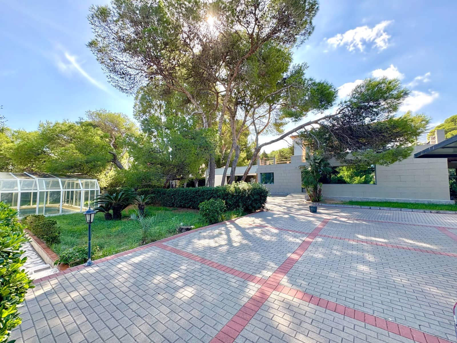6 sypialnia Willa na sprzedaż w Denia z basenem - 1 850 000 € (Ref: 9943821)