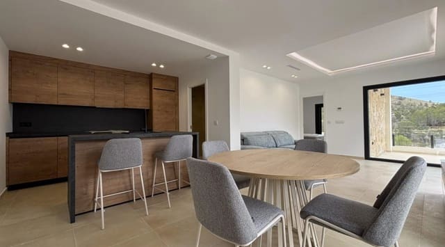 3 quarto Moradia para arrendar em Finestrat Pueblo, Finestrat com piscina garagem - 2 700 € (Ref: 9969119)