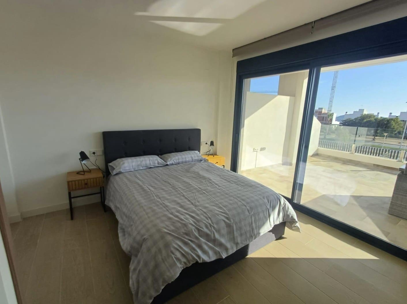 3 bedroom Apartment for rent in Finestrat with pool garage - € 2,650 (Ref: 9984077)