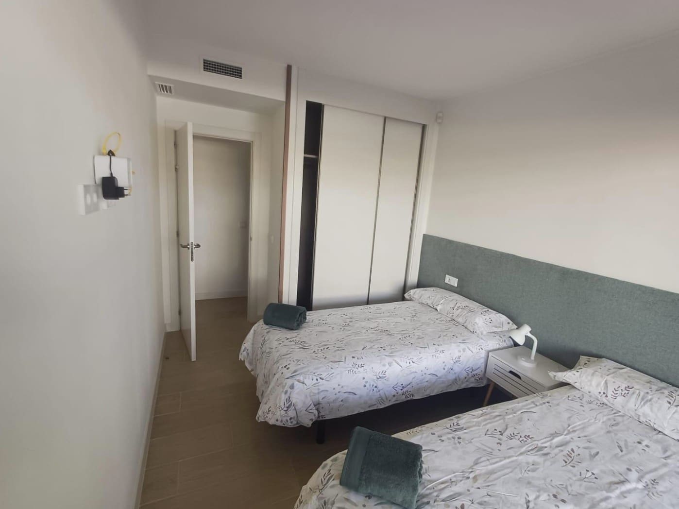 3 bedroom Apartment for rent in Finestrat with pool garage - € 2,650 (Ref: 9984077)
