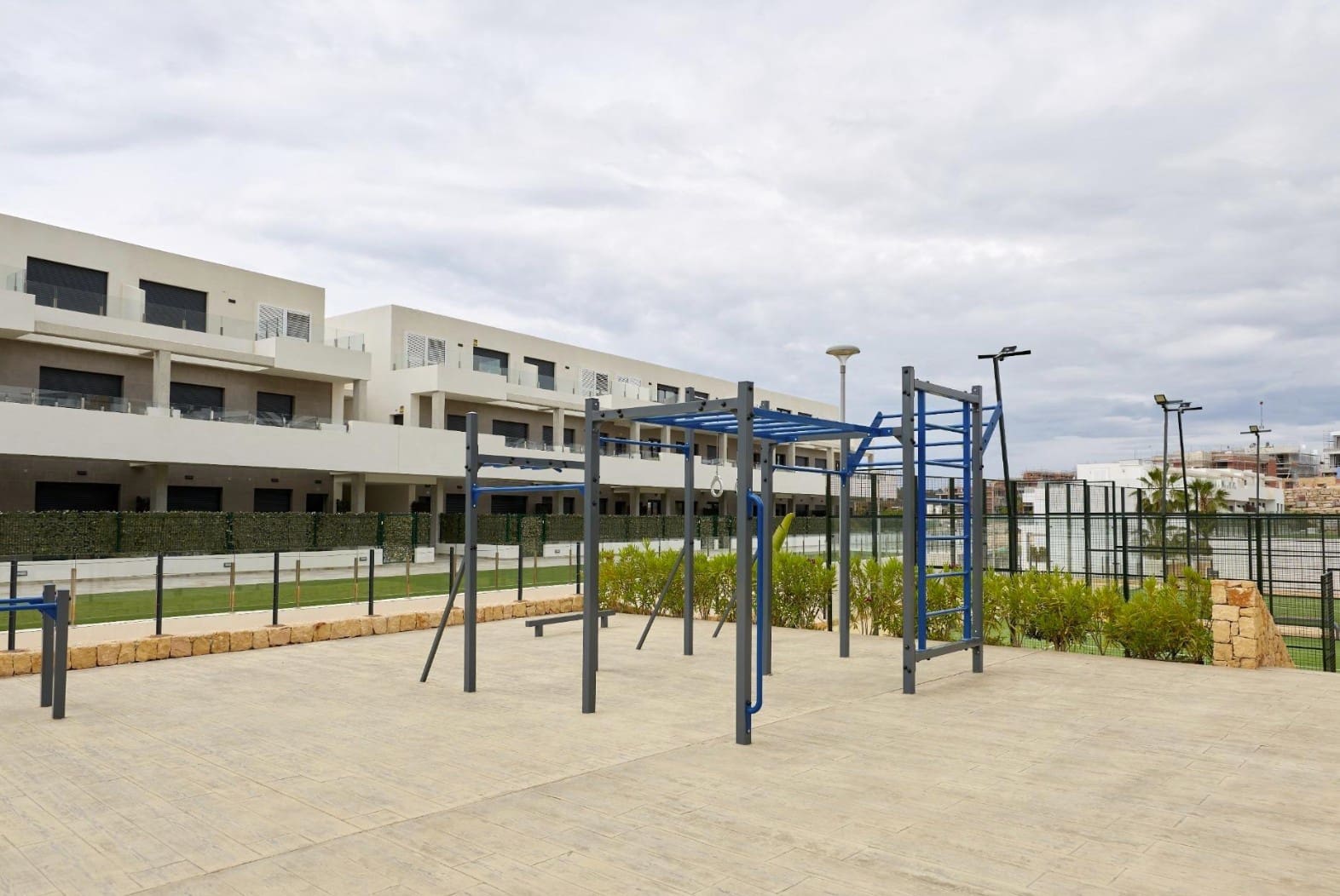 3 bedroom Apartment for rent in Finestrat with pool garage - € 2,650 (Ref: 9984077)