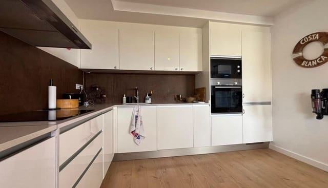 2 bedroom Penthouse for rent in Platja Vila Joiosa - Platja de Torres, La Villajoyosa / Vila Joiosa with pool garage - € 2,500 (Ref: 9984155)