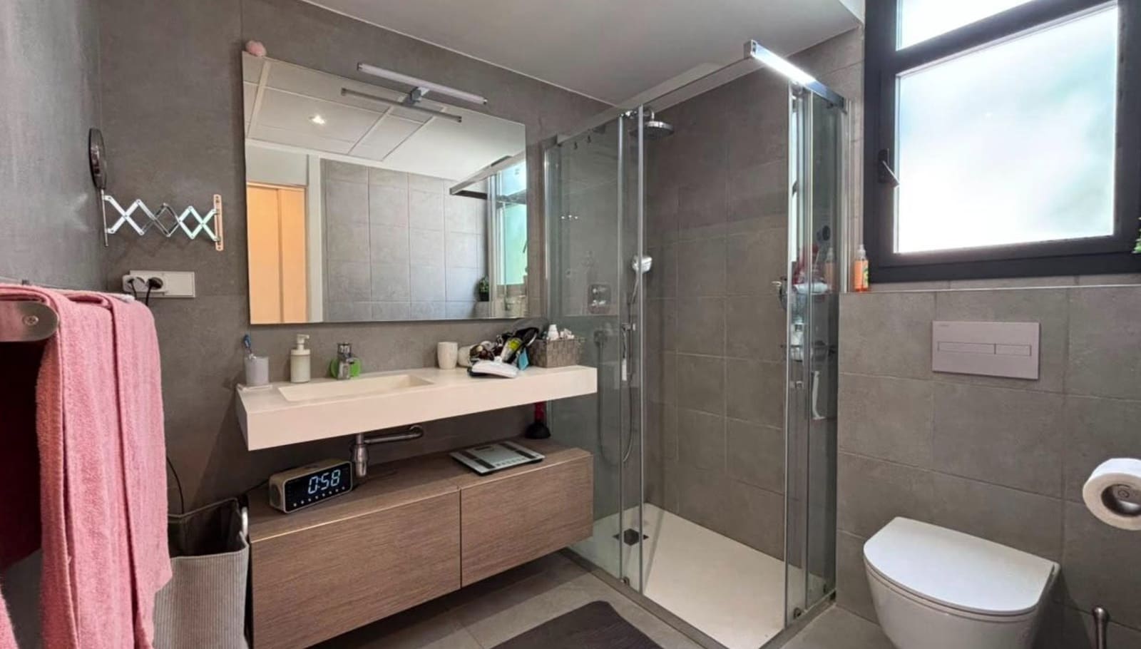 2 bedroom Penthouse for rent in La Villajoyosa / Vila Joiosa with pool garage - € 2,500 (Ref: 9984155)