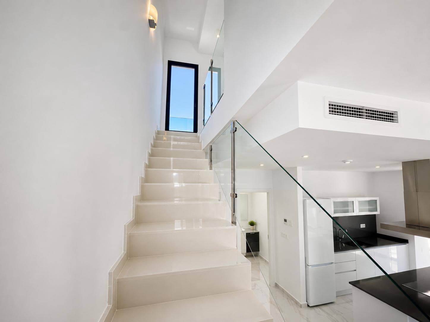 3 soverom Villa til salgs i Polop med svømmebasseng garasje - € 469 000 (Ref: 9985853)