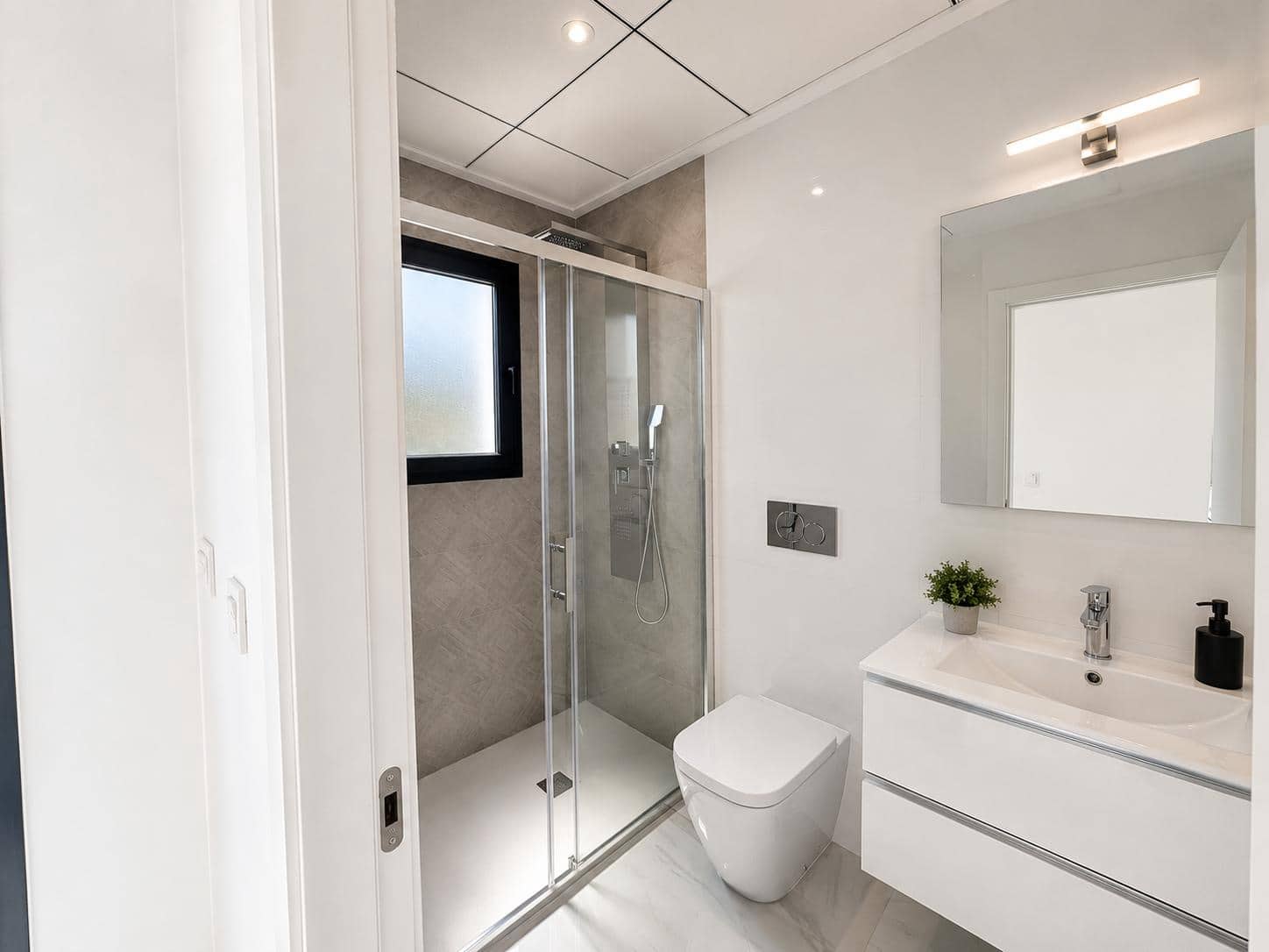 3 soverom Villa til salgs i Polop med svømmebasseng garasje - € 469 000 (Ref: 9985853)