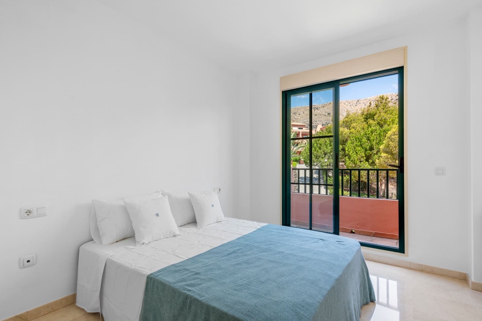 2 quarto Apartamento para venda em Finestrat com piscina garagem - 395 000 € (Ref: 9985854)