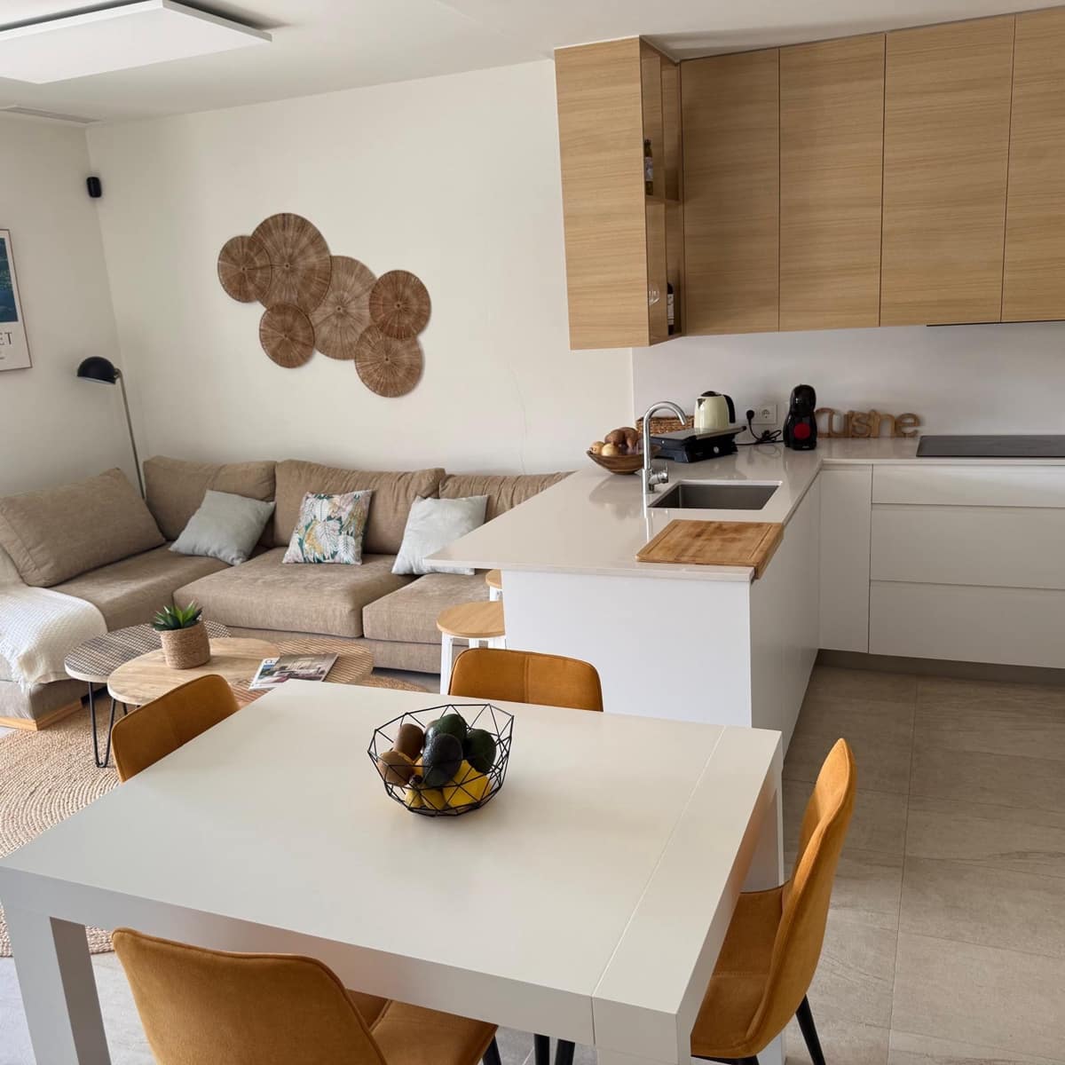 Appartement de 2 chambres à louer à Finestrat avec piscine garage - 1 800 € (Ref: 9992003)