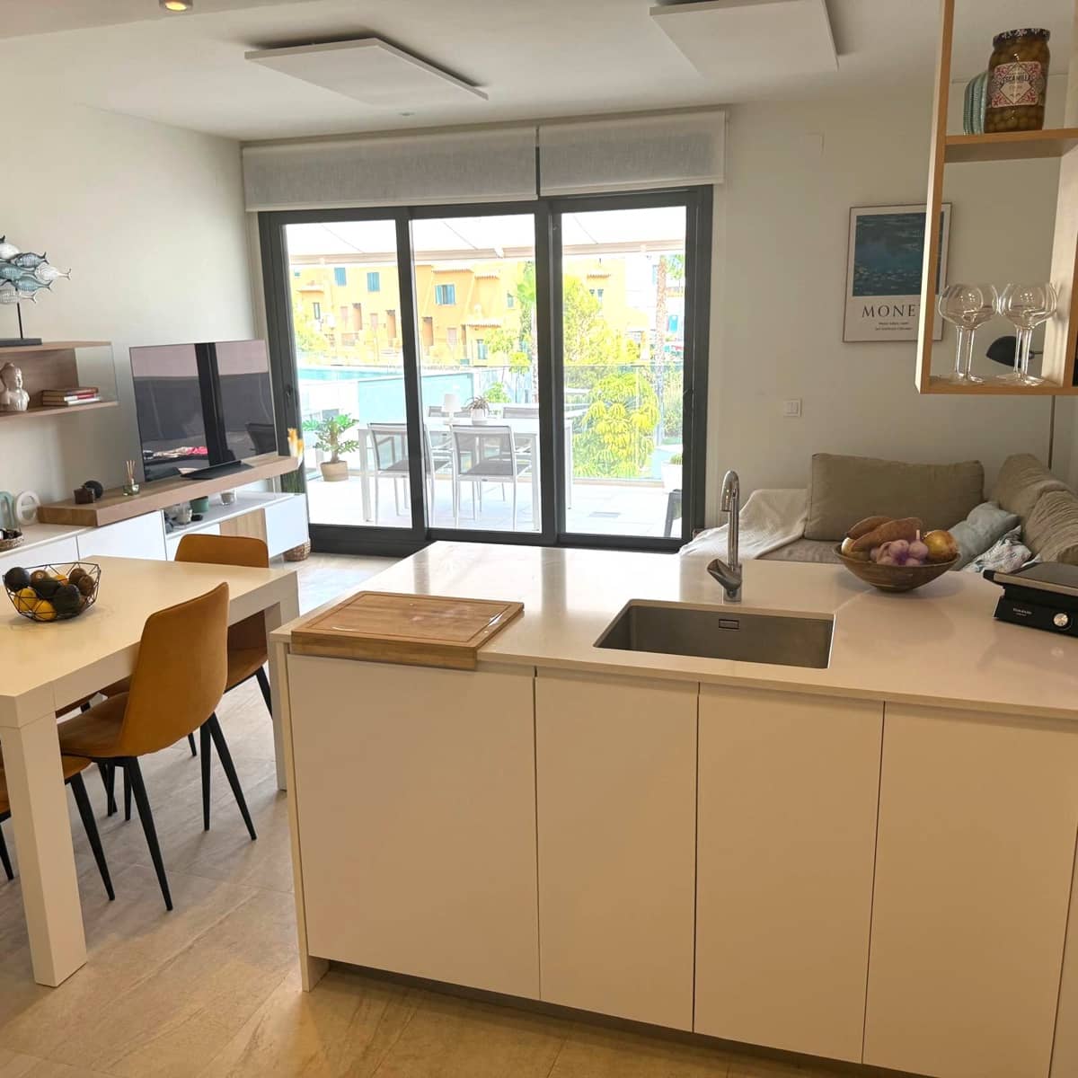 Appartement de 2 chambres à louer à Finestrat avec piscine garage - 1 800 € (Ref: 9992003)